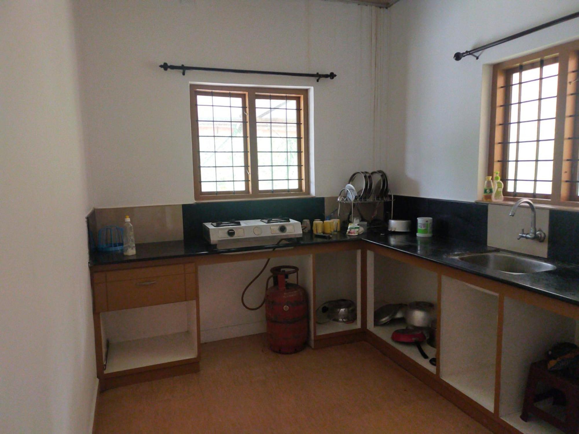 Anivilla Holiday Home Kunjithanny Anachal Esterno foto