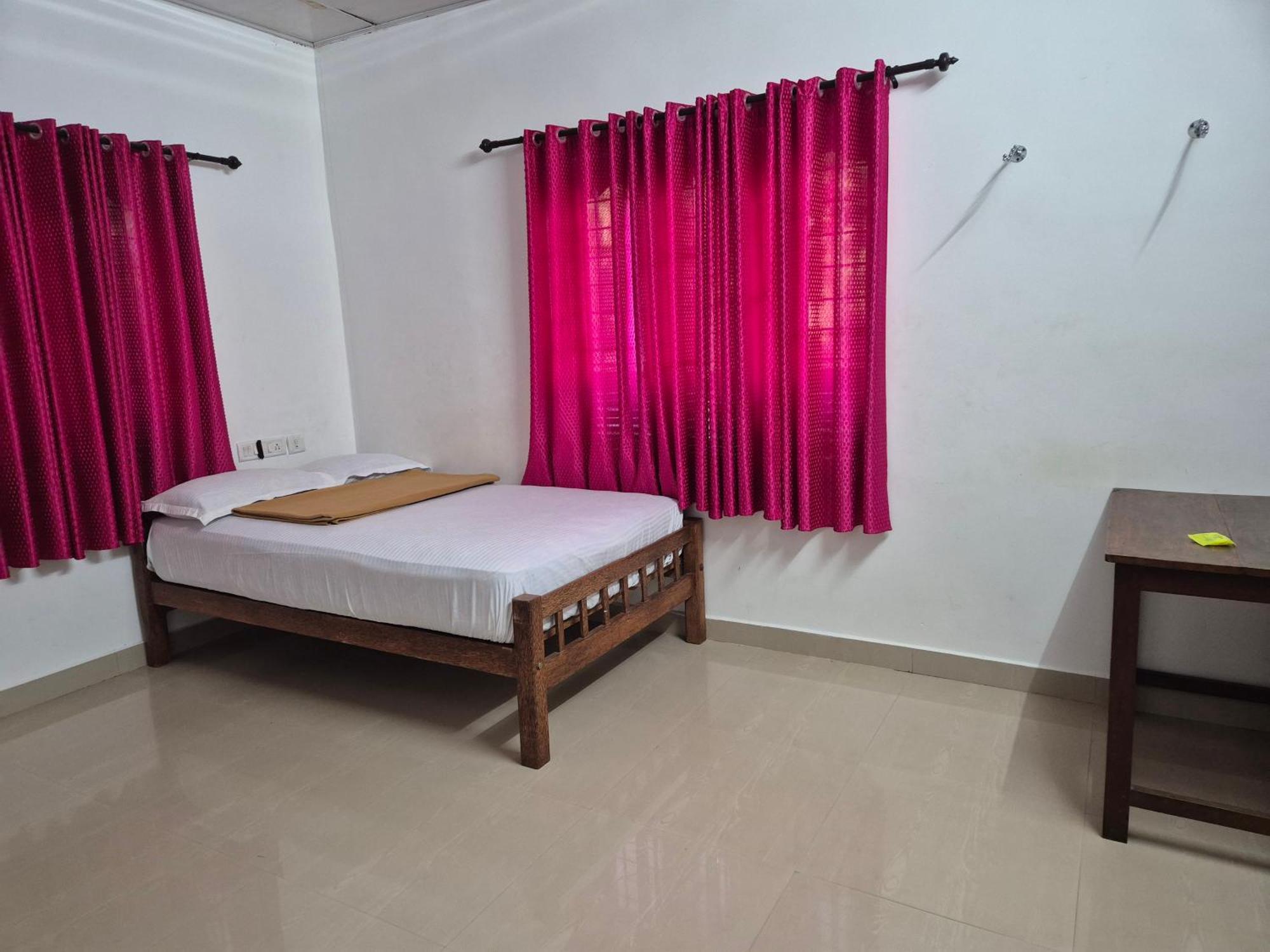 Anivilla Holiday Home Kunjithanny Anachal Camera foto